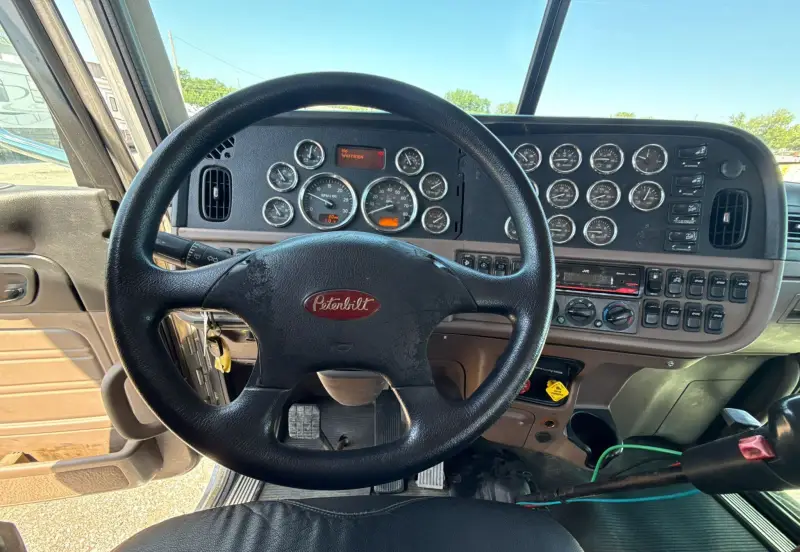 2014 Peterbilt 389K glider kit photo 45