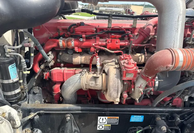 2020 Peterbilt 389 photo 68