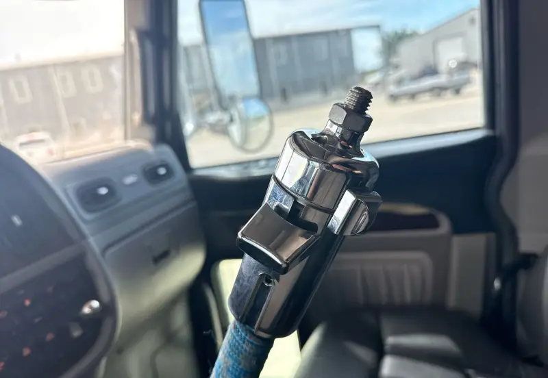2020 Peterbilt 389 photo 39