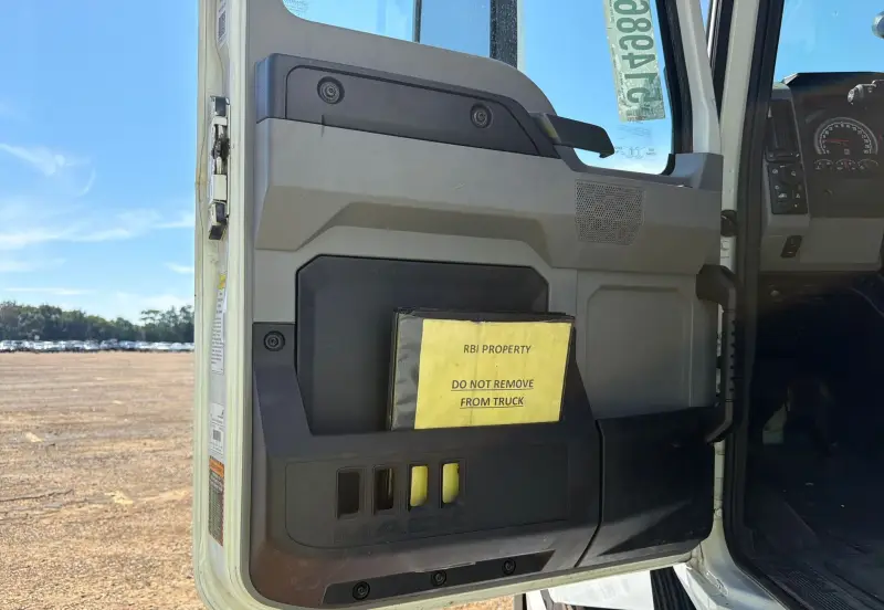 2023 Mack Anthem photo 33