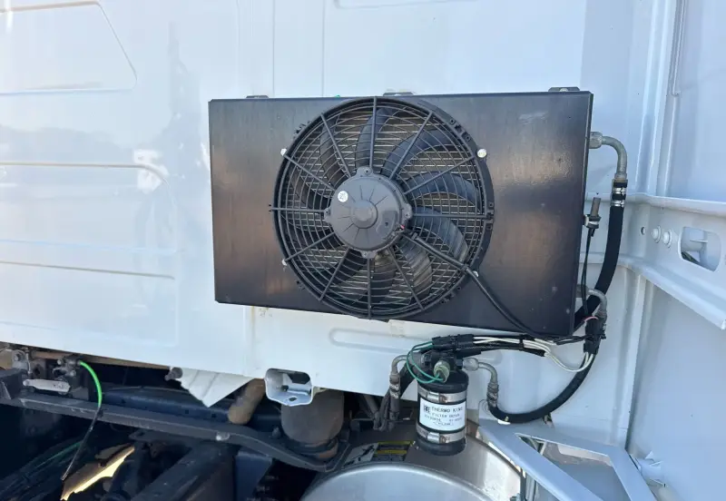 2021 Volvo VNL photo 19