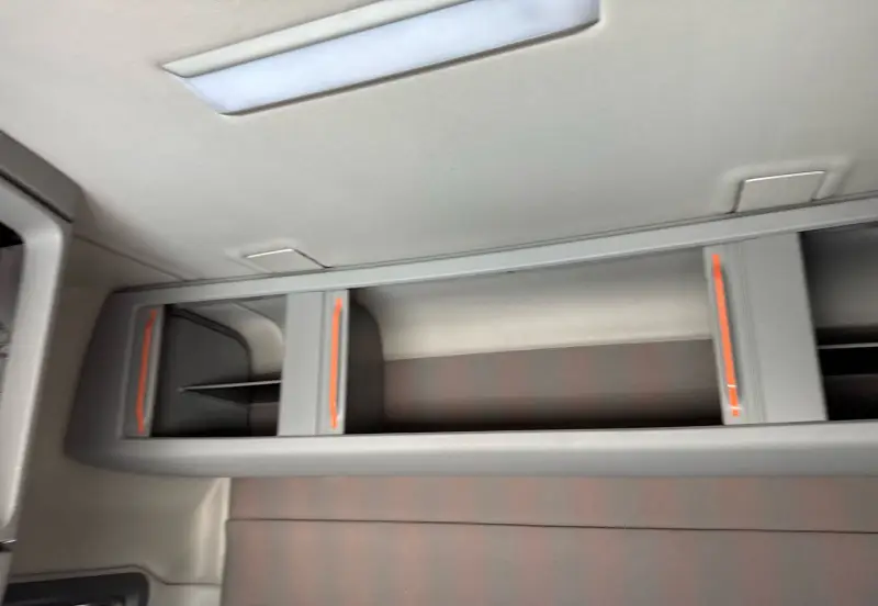 2021 Volvo VNL photo 58