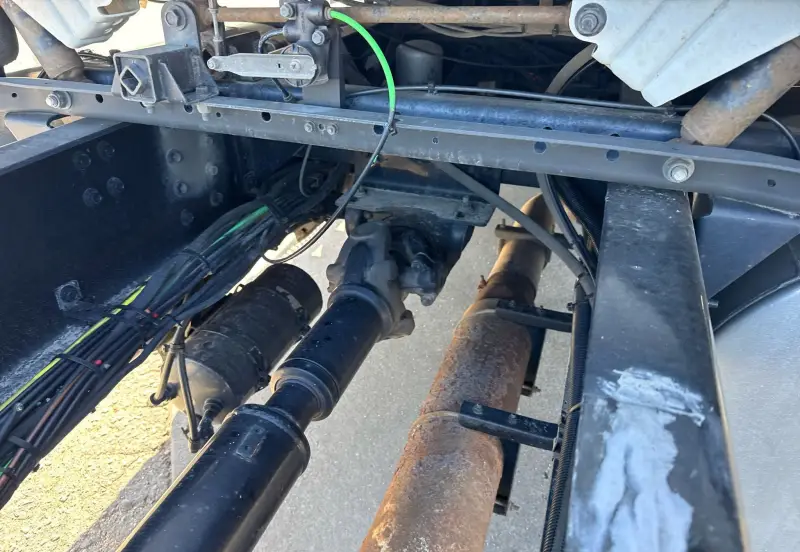 2021 Volvo VNL photo 18