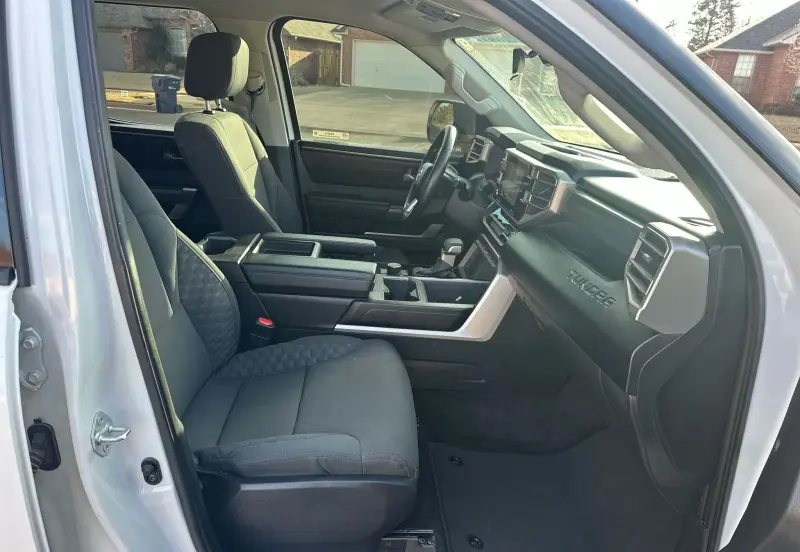 2022 Toyota Tundra SR5 photo 37