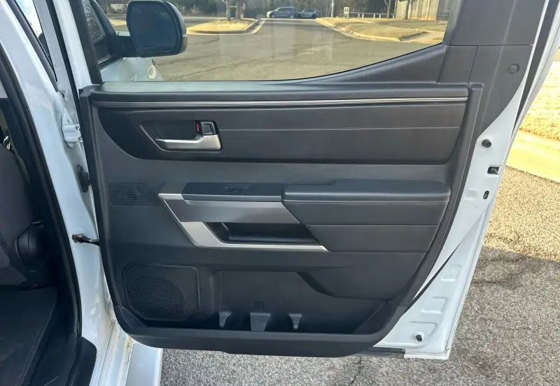 2022 Toyota Tundra SR5 photo 40