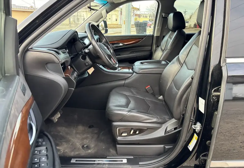 2020 Cadillac Escalade ESV photo 23