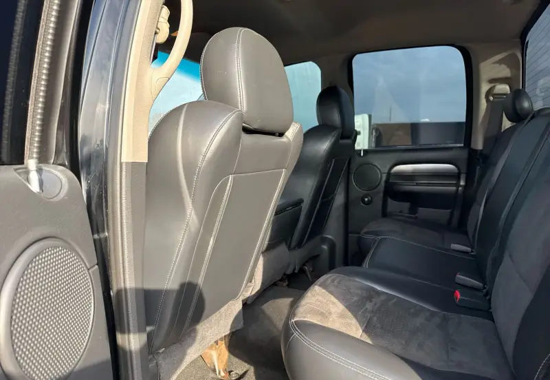 2005 Dodge Ram 1500 photo 38