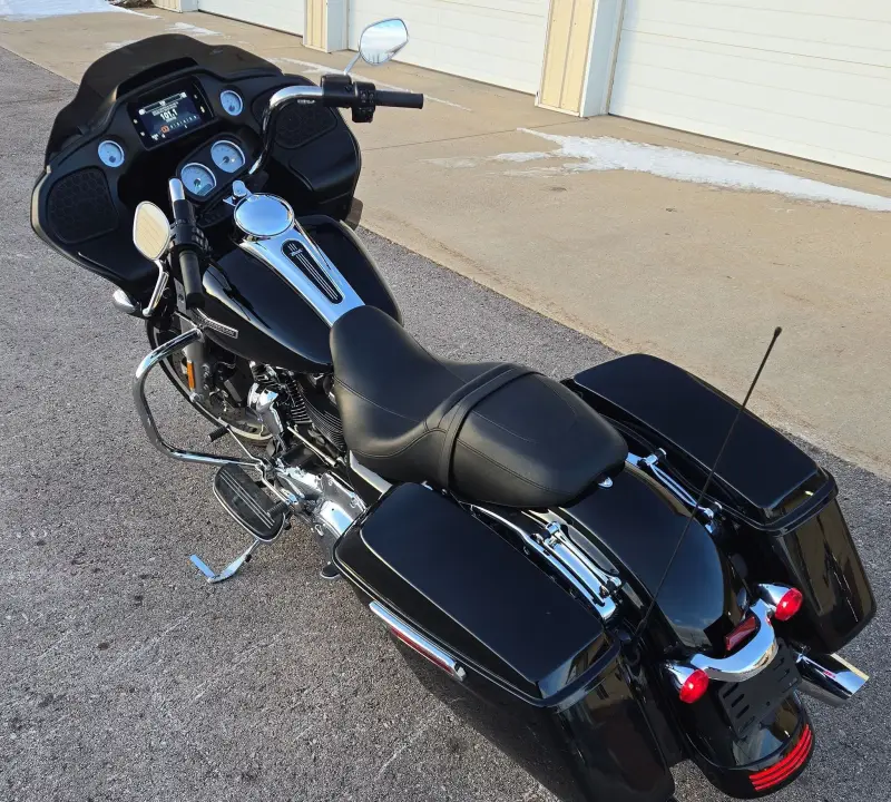 2023 Harley-Davidson Road Glide photo 7