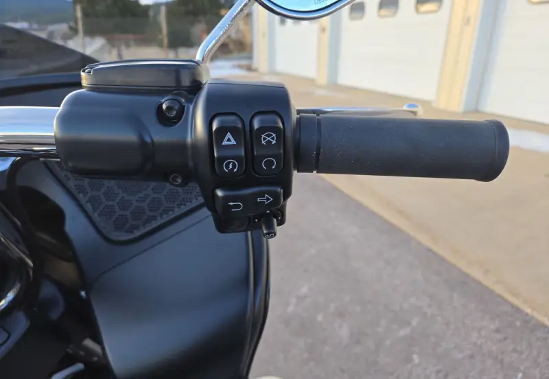 2023 Harley-Davidson Road Glide photo 20