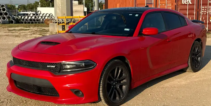 2020 Dodge Charger photo 1
