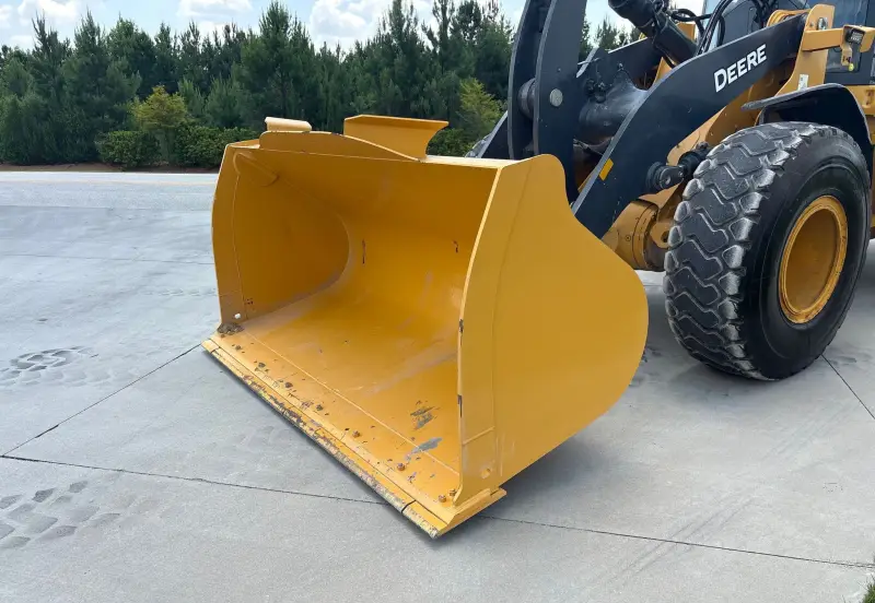 2023 John Deere 624P photo 26