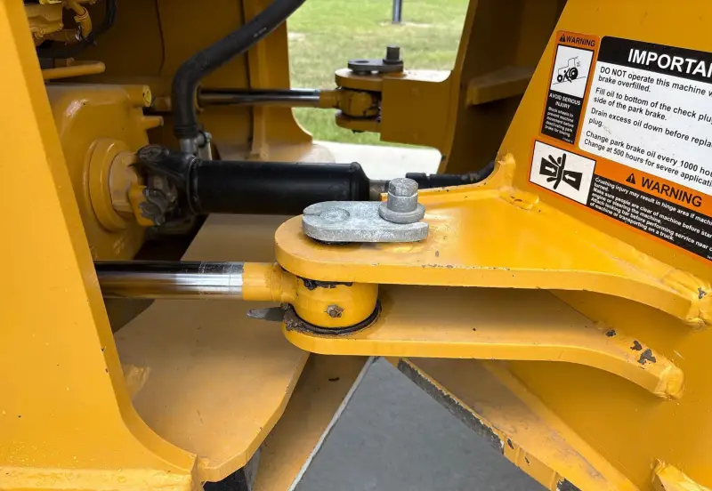 2023 John Deere 624P photo 41