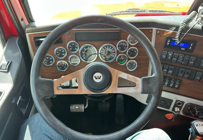 2020 Western Star 4700SF photo 36