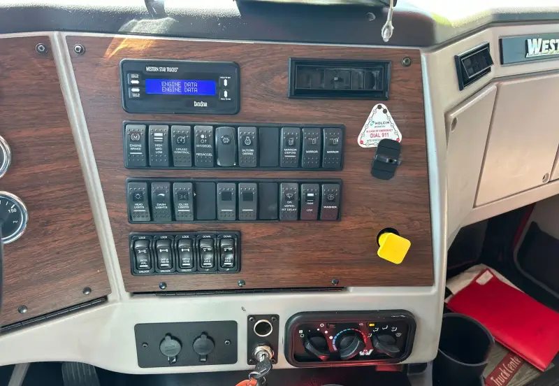 2020 Western Star 4700SF photo 39
